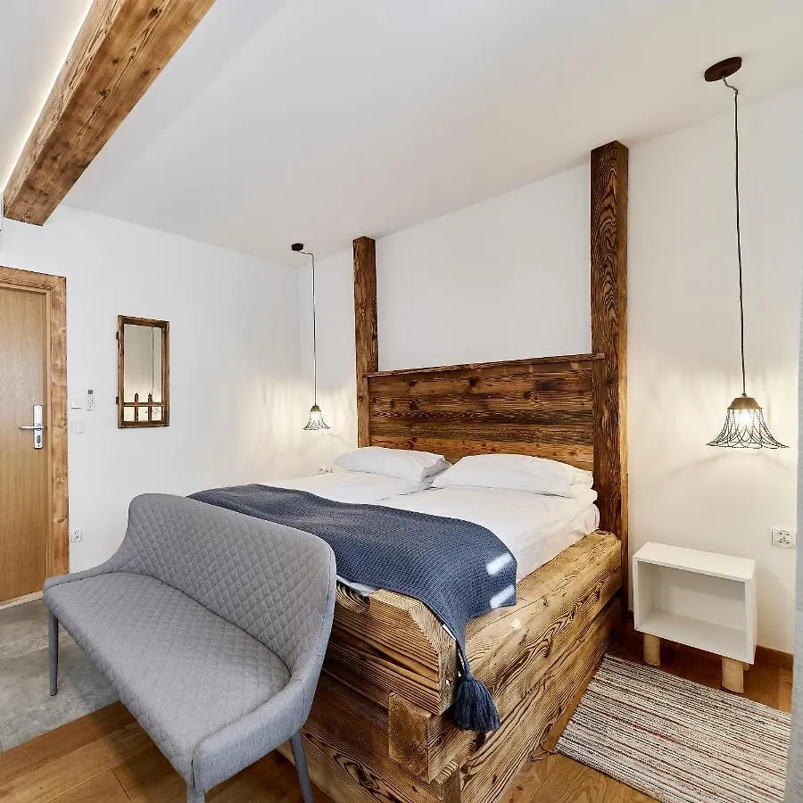 Aparthotel Hel Zakopane 3*,