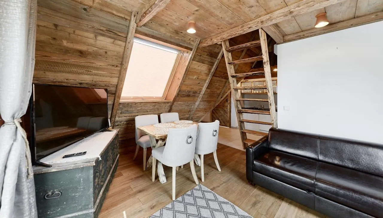 Hel Aparthotel Zakopane 3*,